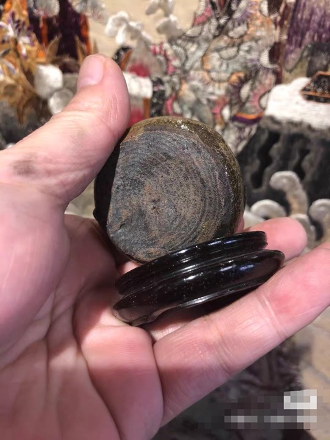 古玩陶瓷茶葉末釉水盂真品鑒賞圖