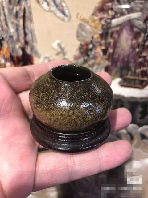 古玩陶瓷茶葉末釉水盂真品鑒賞圖