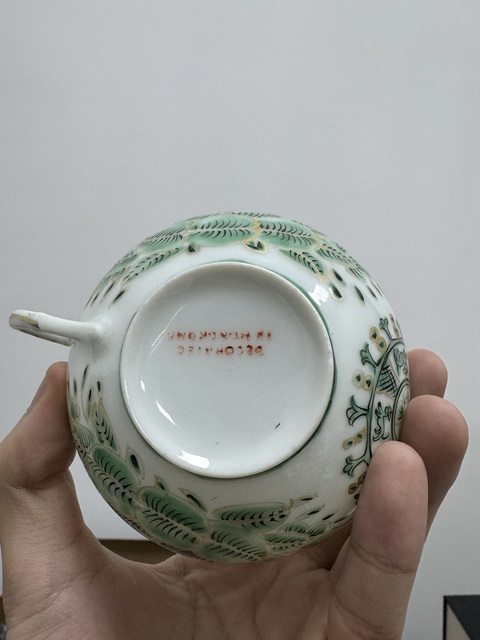 古玩陶瓷民國綠彩描金杯碟真品鑒賞圖