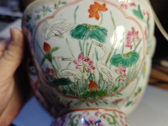 古玩陶瓷粉彩花鳥魚藻海棠型貢碗真品鑒賞圖