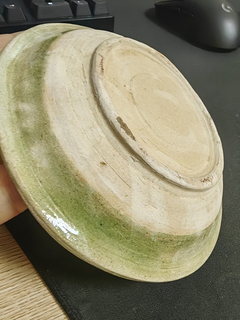 古玩陶瓷三彩盤真品鑒賞圖