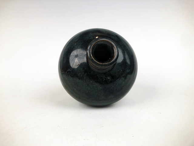 古玩陶瓷明·黑釉梅瓶拍賣，當(dāng)前價格0元