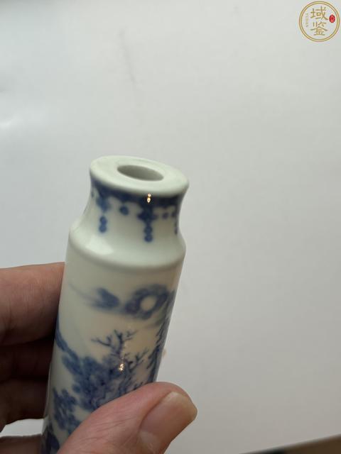 古玩字畫青花山水紋鼻煙壺真品鑒賞圖
