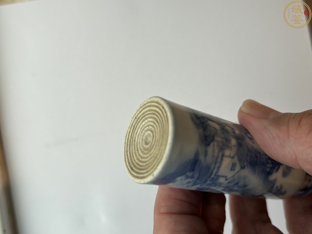 古玩字畫青花山水紋鼻煙壺真品鑒賞圖