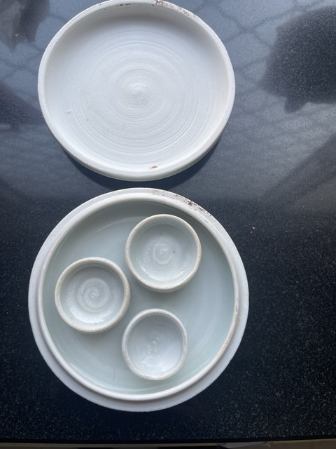 古玩陶瓷南宋湖田窯三聯(lián)子母蓋盒真品鑒賞圖