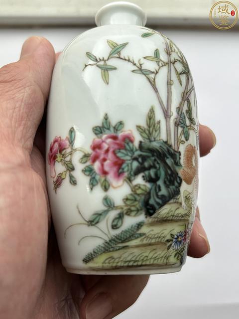 古玩字畫粉彩花卉寵物狗鼻煙壺真品鑒賞圖