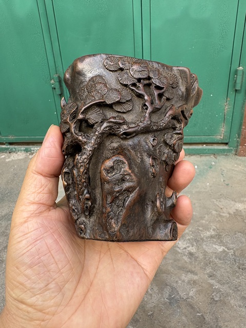 古玩雜項沉香木梅樁杯真品鑒賞圖