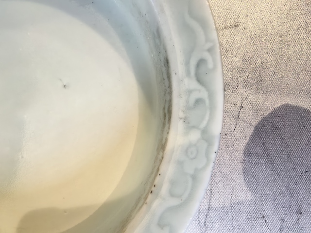 古玩陶瓷清晚期，粉青釉盆托真品鑒賞圖