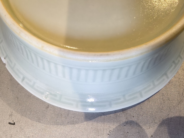 古玩陶瓷清晚期，粉青釉盆托真品鑒賞圖