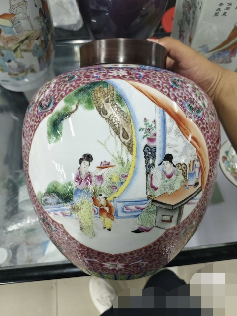 古玩陶瓷胭脂紅開光人物故事紋罐真品鑒賞圖