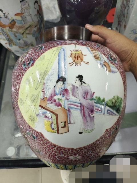 古玩陶瓷胭脂紅開光人物故事紋罐真品鑒賞圖
