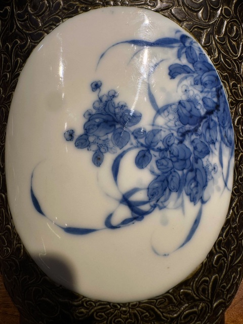 古玩陶瓷民國 王步風(fēng)格古銅釉開窗青花花盆真品鑒賞圖