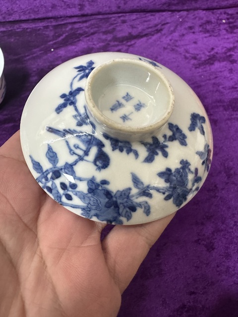 古玩陶瓷光緒·青花花鳥紋蓋碗 真品鑒賞圖