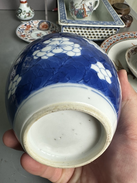 古玩陶瓷康熙·青花留白冰梅紋罐 真品鑒賞圖