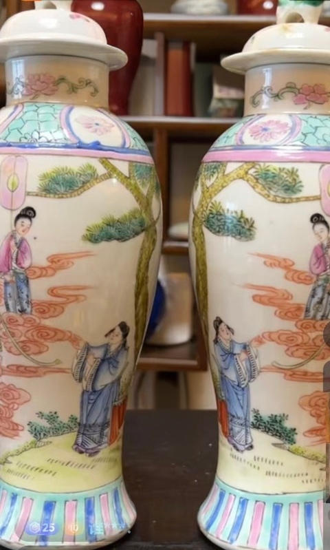 古玩陶瓷人物紋雞腿蓋瓶真品鑒賞圖