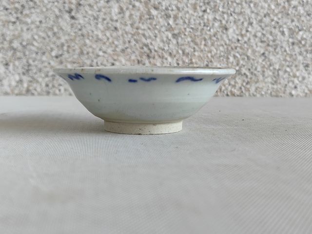 古玩陶瓷明代青花碗真品鑒賞圖