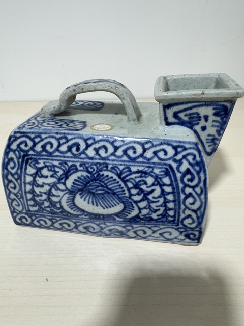 古玩陶瓷嘉道青花虎子真品鑒賞圖