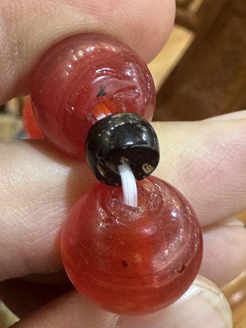 古玩玉器老琉璃珠串拍賣，當前價格1888元