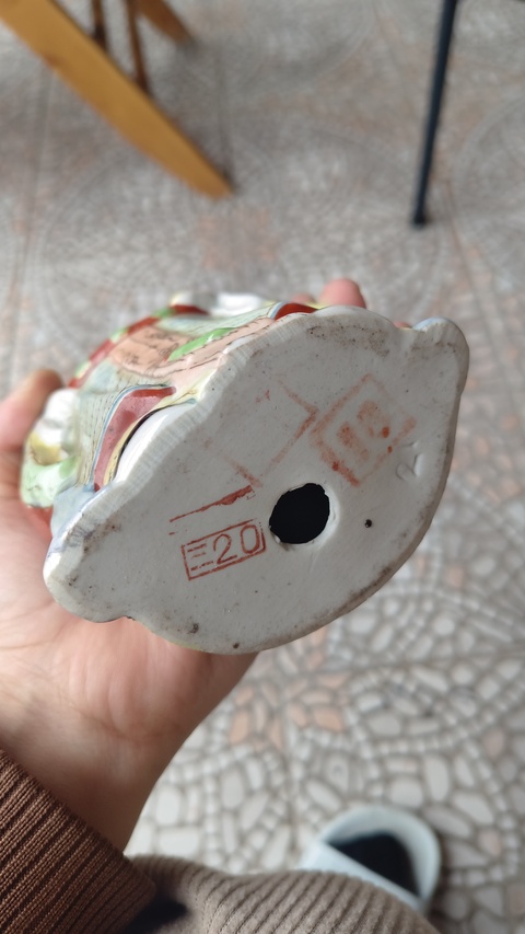 古玩陶瓷三星粉彩塑像真品鑒賞圖