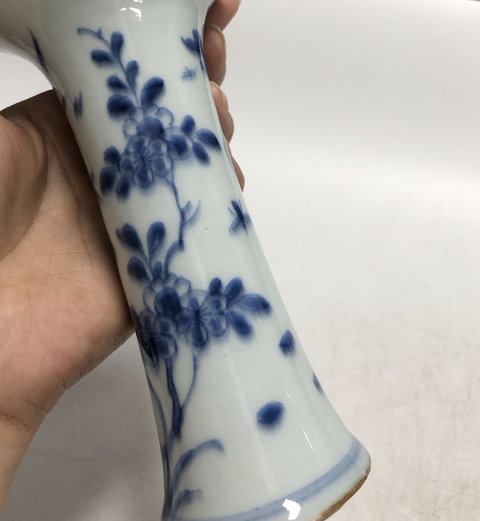 古玩陶瓷康熙-青花錦雞牡丹紋花觚拍賣，當(dāng)前價(jià)格3699元