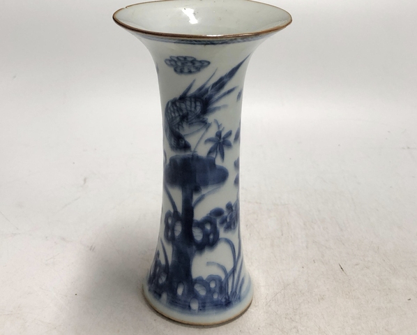 古玩陶瓷康熙-青花錦雞牡丹紋花觚拍賣，當(dāng)前價(jià)格3699元