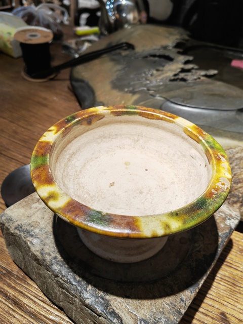 古玩陶瓷三彩行爐真品鑒賞圖