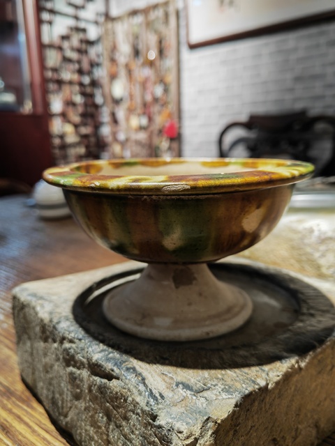 古玩陶瓷三彩行爐真品鑒賞圖