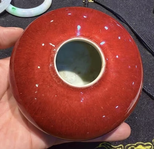 古玩陶瓷郎紅釉水盂真品鑒賞圖