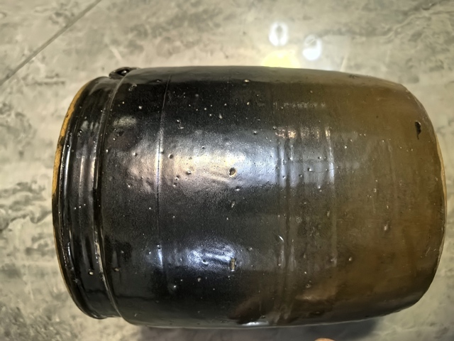 古玩陶瓷黑釉罐真品鑒賞圖