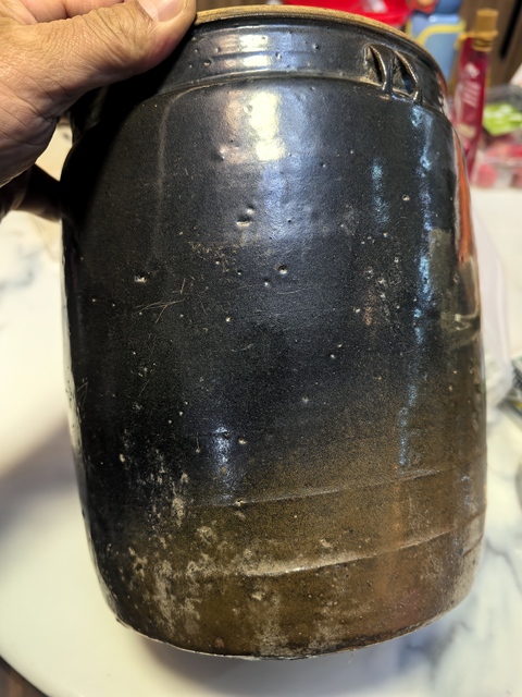 古玩陶瓷黑釉罐真品鑒賞圖