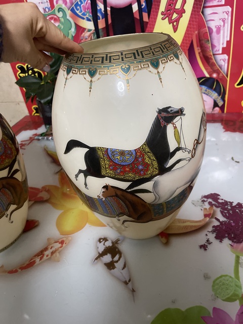 古玩陶瓷粉彩瓶真品鑒賞圖