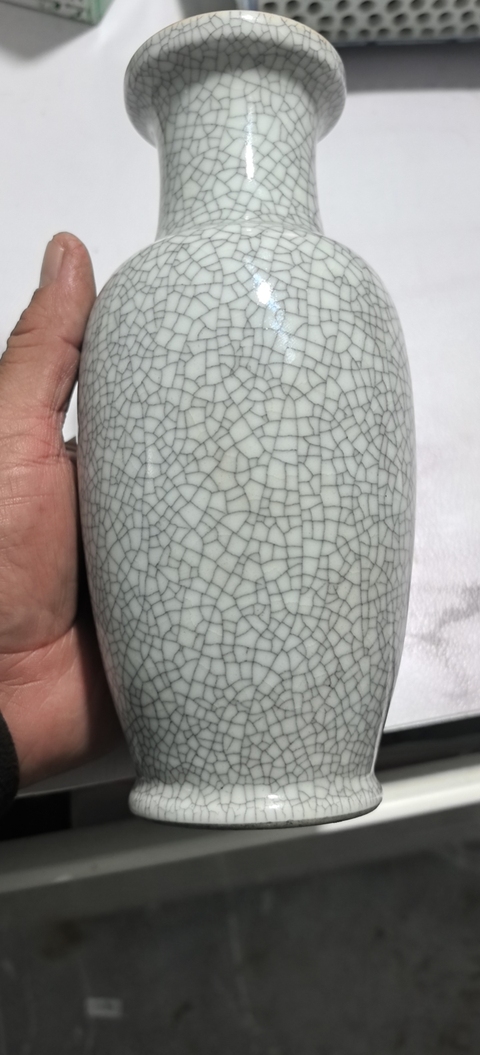 古玩陶瓷哥釉瓶真品鑒賞圖