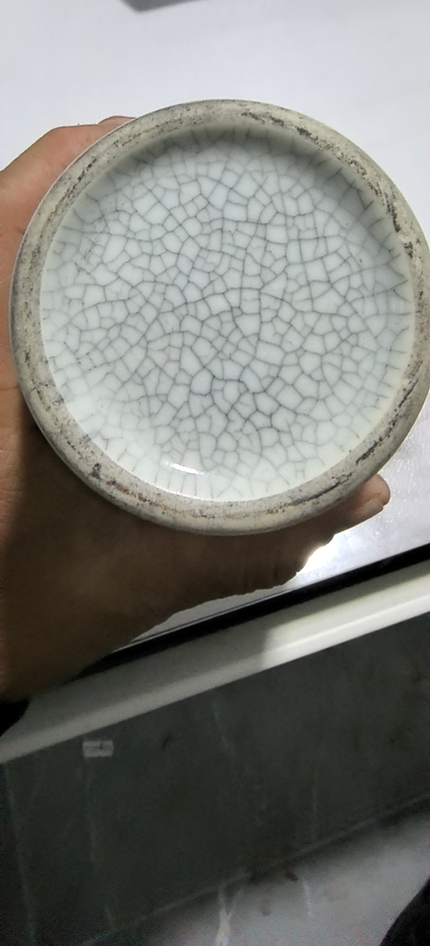 古玩陶瓷哥釉瓶真品鑒賞圖