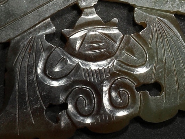 古玩玉器和田玉雕“雙龍罄佩”拍賣，當(dāng)前價格18000元