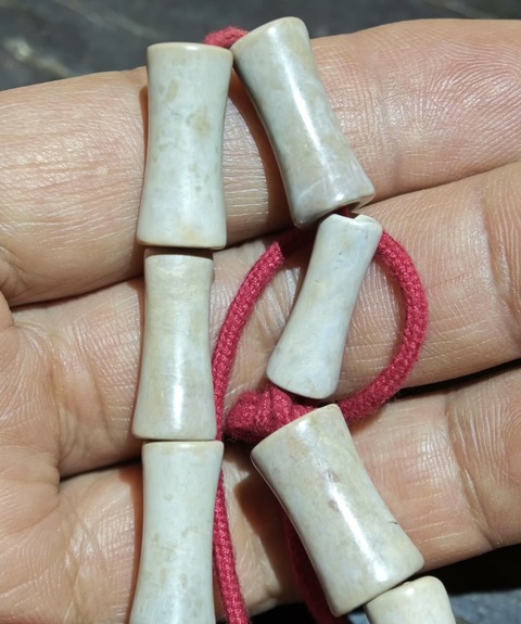 古玩玉器仿古地方料管珠真品鑒賞圖