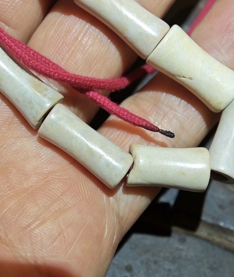 古玩玉器仿古地方料管珠真品鑒賞圖