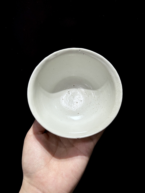 古玩陶瓷白釉碗真品鑒賞圖