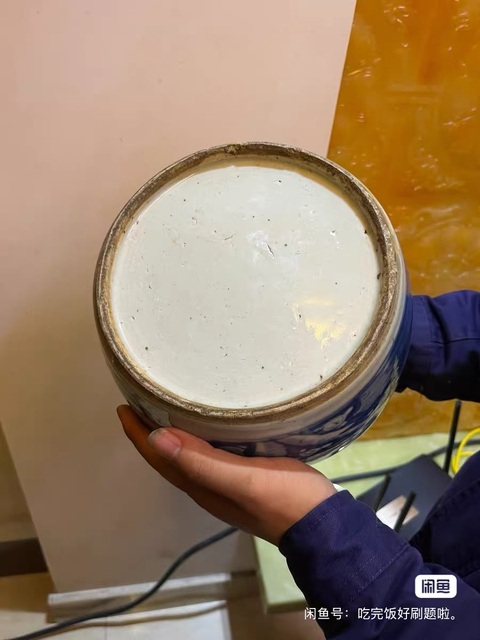 古玩陶瓷青花花卉紋蓋罐真品鑒賞圖