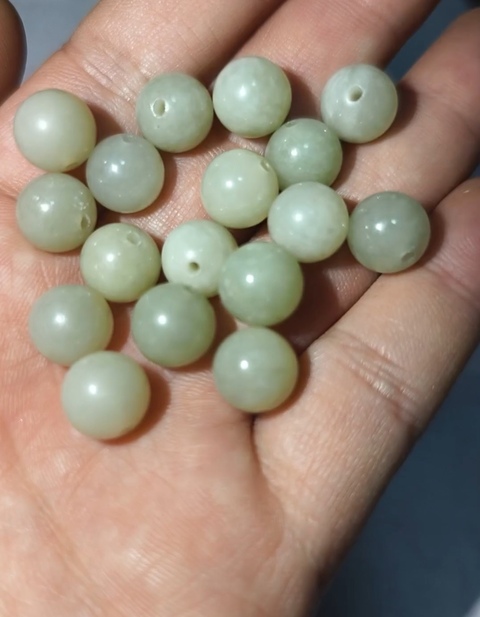 古玩玉器和田玉珠真品鑒賞圖