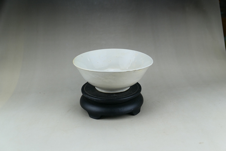 古玩陶瓷明末清初.青花花卉紋碗拍賣，當前價格66元