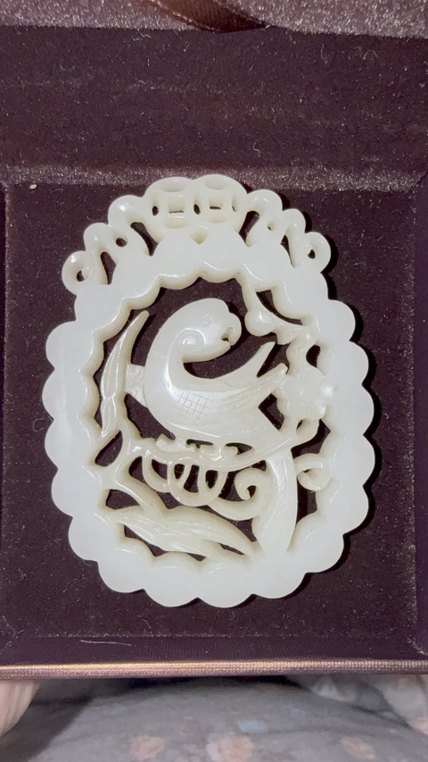 古玩玉器和田玉雕“鸚鵡佩”真品鑒賞圖