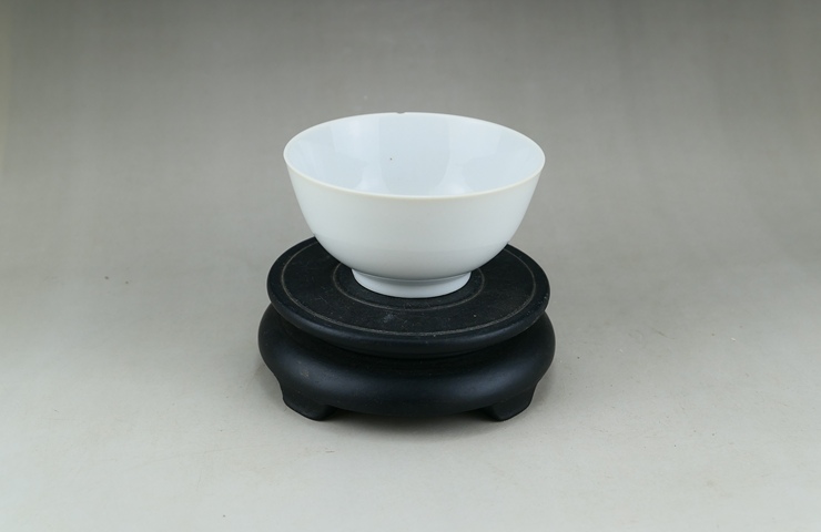 古玩陶瓷清末民初.白釉茶碗拍賣，當(dāng)前價(jià)格66元