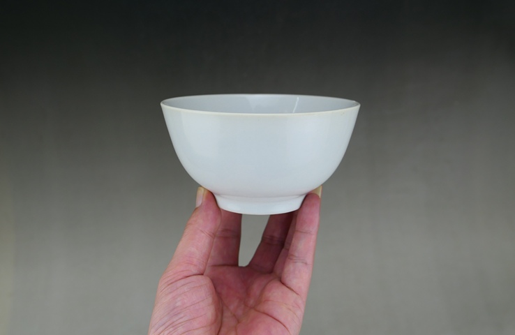 古玩陶瓷清末民初.白釉茶碗拍賣，當(dāng)前價(jià)格66元