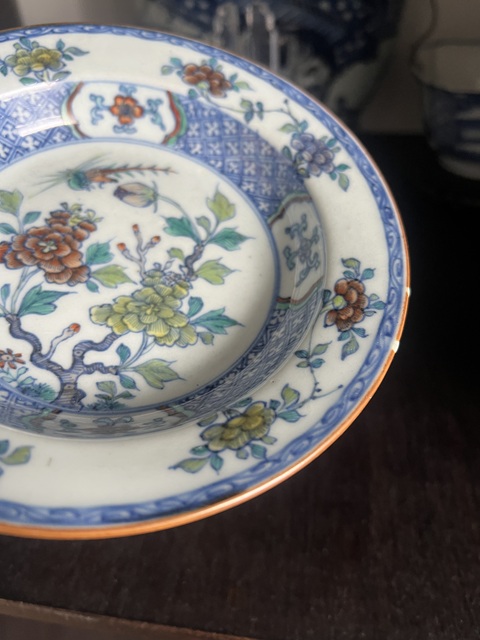 古玩陶瓷清乾隆青花花鳥紋盤真品鑒賞圖