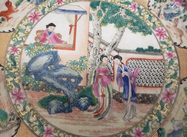 古玩陶瓷西廂記聽琴圖花口廣彩盤真品鑒賞圖
