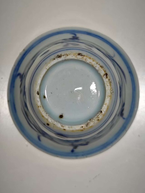 古玩陶瓷青花花卉紋杯真品鑒賞圖