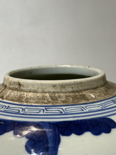 古玩陶瓷青花三星人物蓋罐真品鑒賞圖