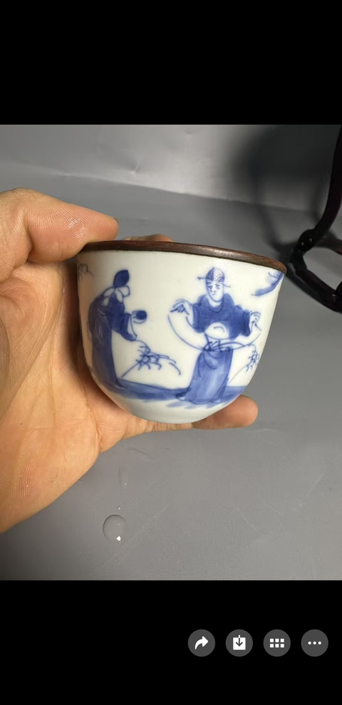 古玩陶瓷青花人物臥足杯真品鑒賞圖