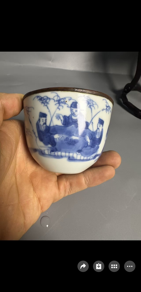 古玩陶瓷青花人物臥足杯真品鑒賞圖