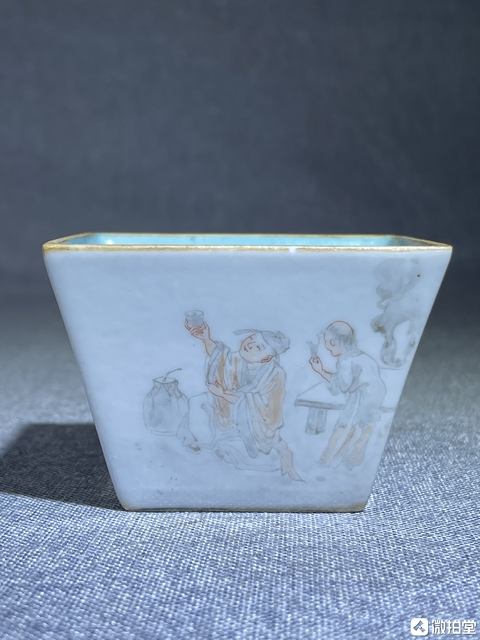 古玩陶瓷內松石綠釉外粉彩人物故事詩文四方斗杯真品鑒賞圖